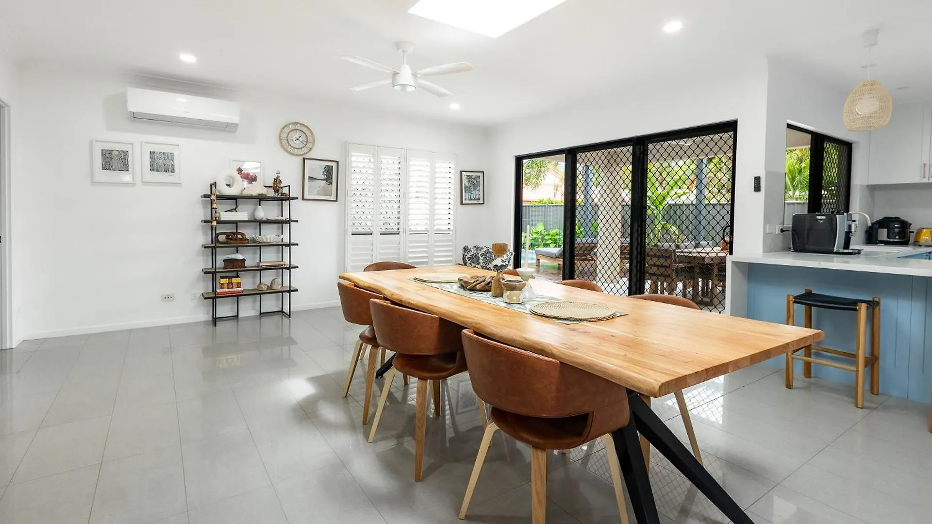 Kewarra Beach 4Br Family Entertainer With Pool Holiday home Kewarra Beach